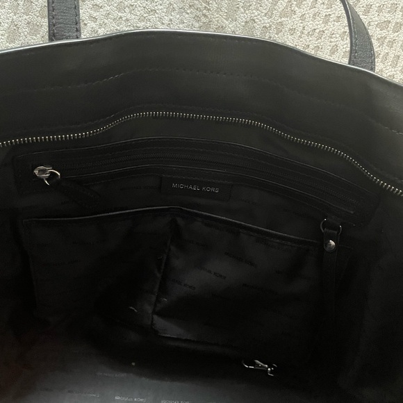 Black tote with silver studs! - Picture 6 of 9
